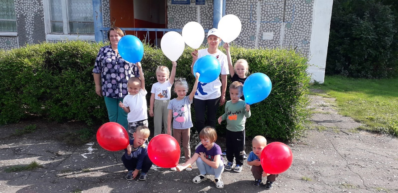 &laquo;Великий флаг, Российский флаг&raquo;